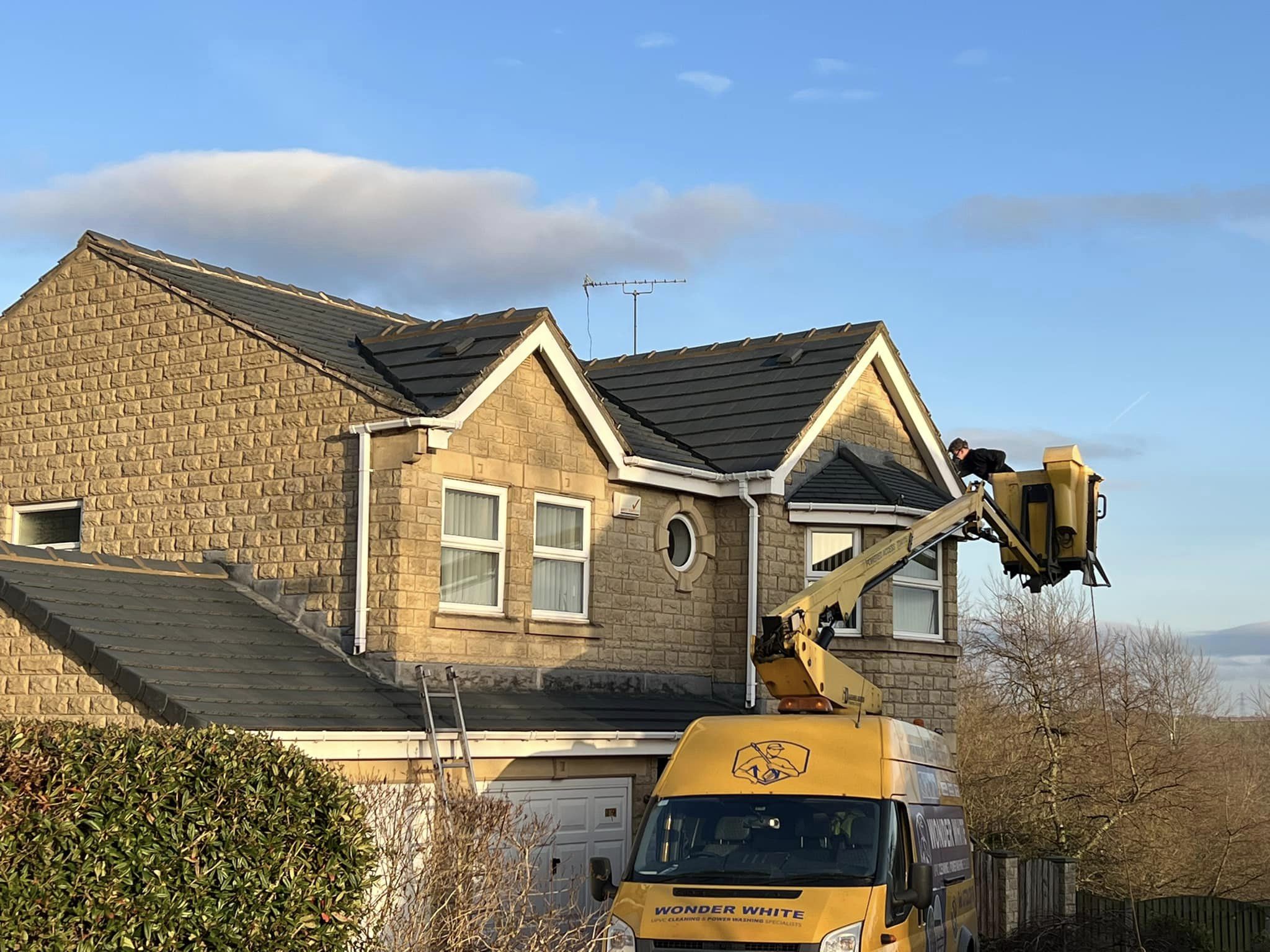 wonderwhite external cleaning cherry picker